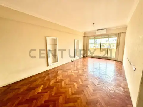 Avenida José María Moreno 100, Piso 3