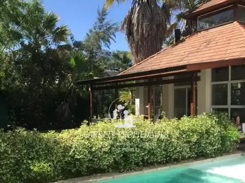 Casa en venta de 5 ambientes y cochera. La Pradera. Pilar 100