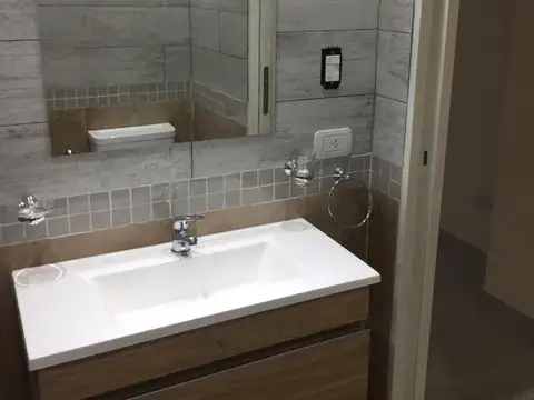 Departamento en Venta en Ramos Mejia Sur, USD 150.000