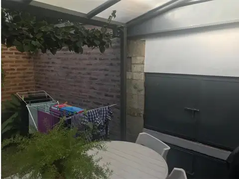 EXCELENTE DUPLEX 1 DORMITORIO CON PATIO