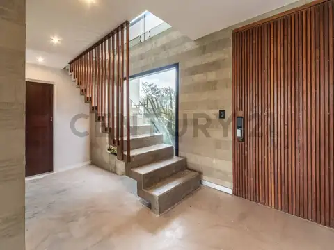Casa en Venta en El Canton, USD 410.000