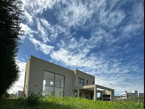 Casa en Barrio Santa Juana