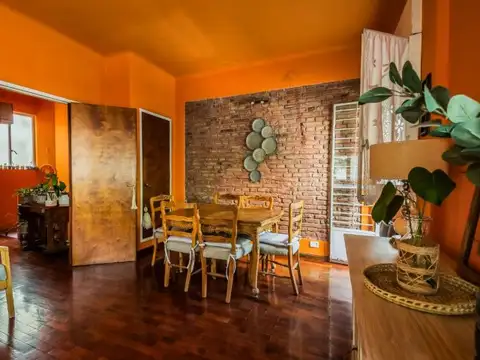 VENTA PH en ALMAGRO con 5 AMBIENTES y TERRAZA