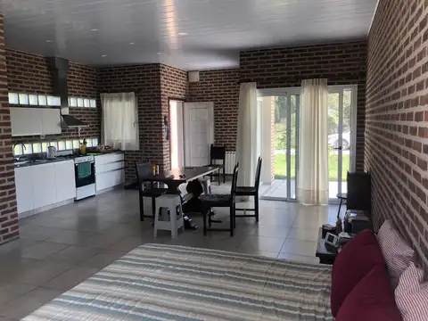 Casa Monoambiente con 1 baño