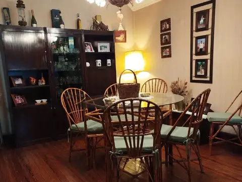 Casa 4 ambientes con 1 baño