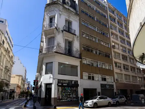 Avenida Rivadavia 800