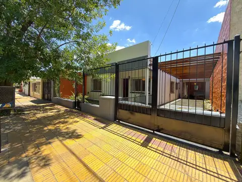 Venta Casa Semicéntrica Tandil