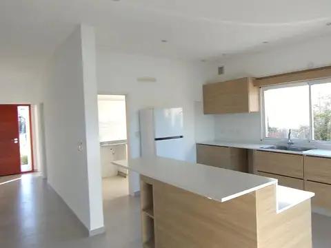 Casa en Alquiler en El Cantón, USD 1.650