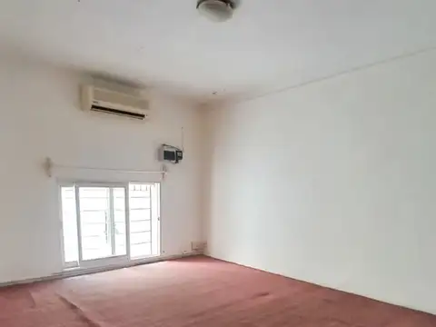 Depto Tipo Casa en Alquiler de 3 ambientes