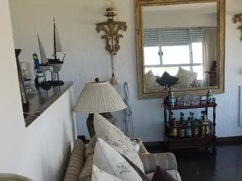 Departamento en Venta con 2 cocheras