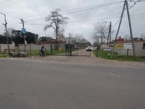 Casa en Alquiler en Burzaco, $ 400.000