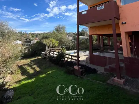 Venta Casa De 2/3 Dormitorios C/ Piscina En B° Semi Privado Lago Azul - Villa Santa Cruz Del Lago