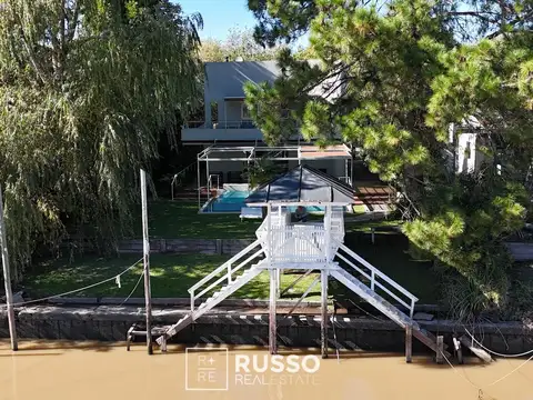 VENTA CASA AL RIO CON ASCENSOR - BARRIO NAUTICO BOATCENTER TIGRE