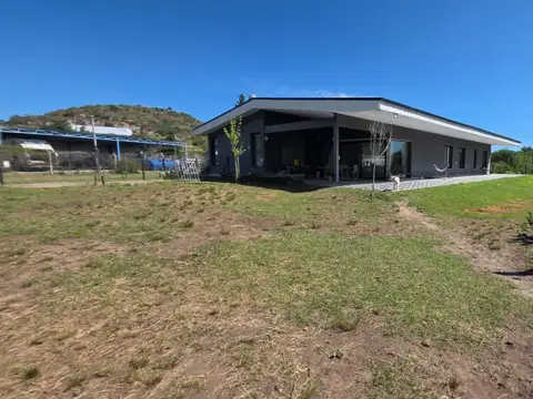 Casa en Venta en Juana Koslay, Juan Martín de Pueyrredón