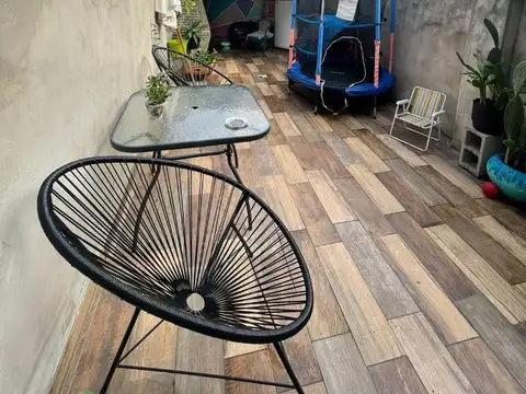 Depto Tipo Casa en Venta de 3 ambientes