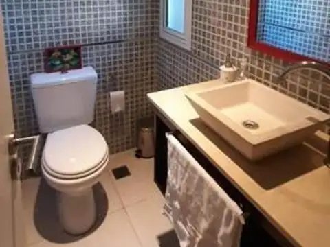 Casa En Barrio Cerrado El Recodo con pileta