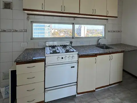 Departamento en Alquiler con 1 cocheras