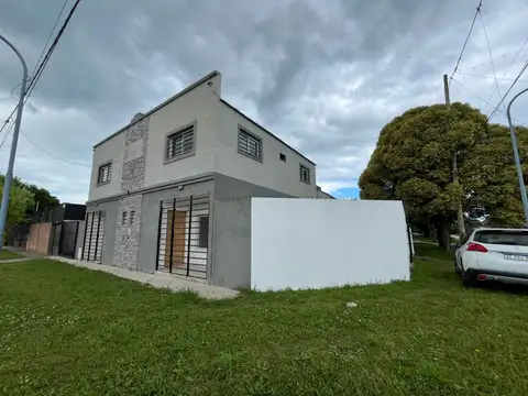 DÚPLEX 3 AMBIENTES A ESTRENAR, BARRIO LOS PINARES