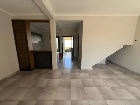Via Aurelia. Zona Aeropuerto. Mza 8. Lote 100