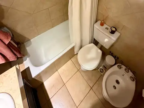 Departamento 3 ambientes con 2 baños