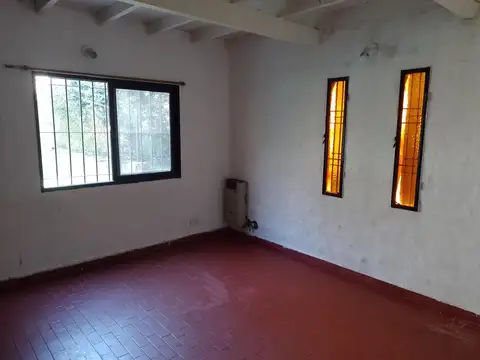 Casa en Venta con 4 cocheras