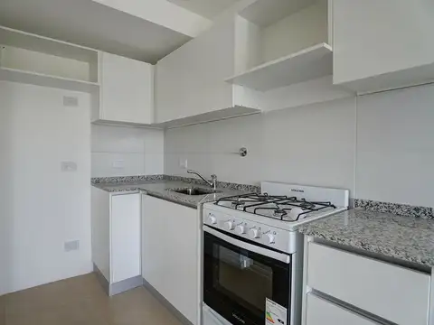 Departamento en Alquiler en Santos Lugares, $ 650.000