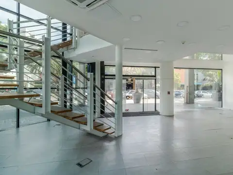 Avenida Luis Alberto de Herrera 1200