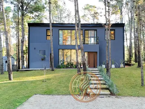Venta casa en Villa Robles Vista abierta a la laguna