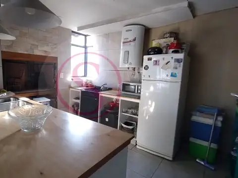 Casa 2 ambientes con 1 baño