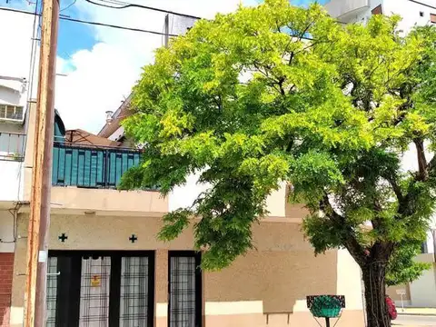 Calle 58 esq. 26