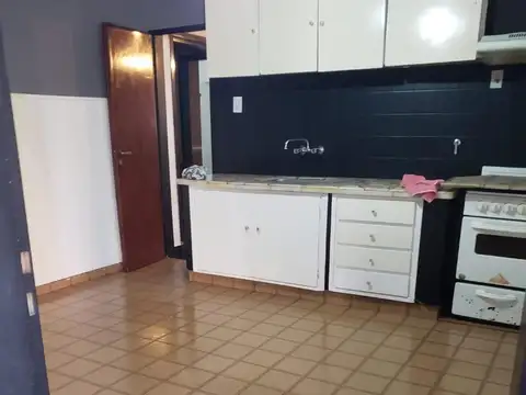 VENTA CASA 3 DORMITORIOS- TANDIL