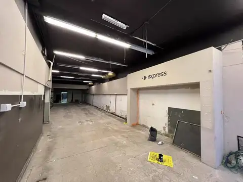 Local en Alquiler 50 años