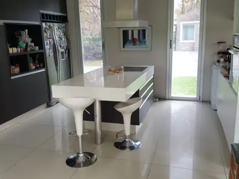 COUNTRY CLUB EL CARMEN - MUY BUENA PROPIEDAD