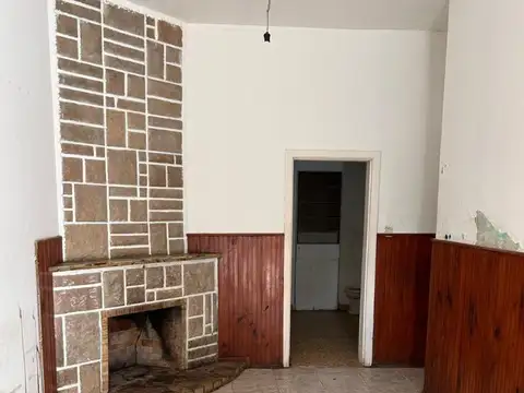 De la torre 2010 esquina Peru.