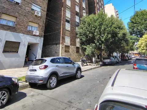 Alquiler departamento 4 ambientes en Avellaneda 