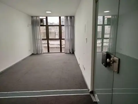 VENTA DE OFICINA EN PLENO CENTRO DE ROSARIO