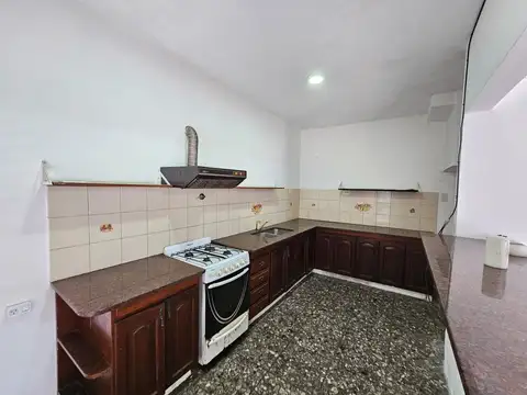 Depto Tipo Casa en Alquiler de 2 dormitorios