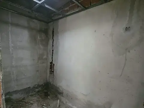 Casa 2 ambientes con 1 baño