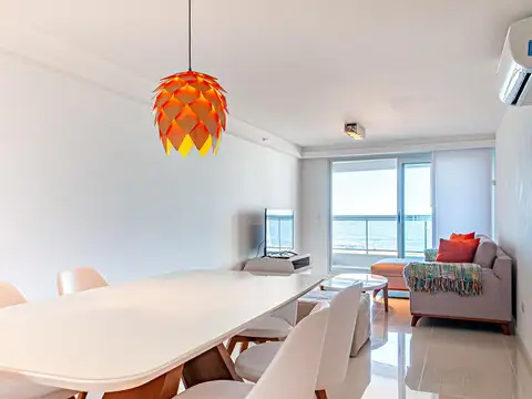 Av. del Mar parada 10 de Playa Brava