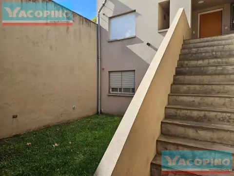 Depto Tipo Casa en Venta al Noreste