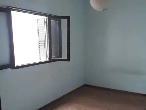 BEE, Gascón 83, La Tablada, Provincia de Buenos Aires,