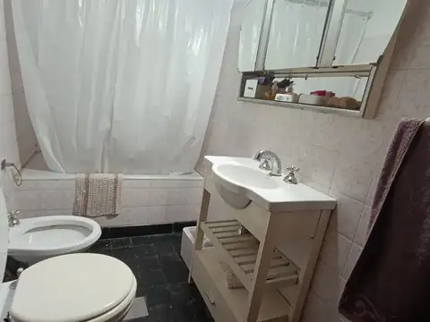 Depto Tipo Casa en Venta en Temperley, USD 59.900