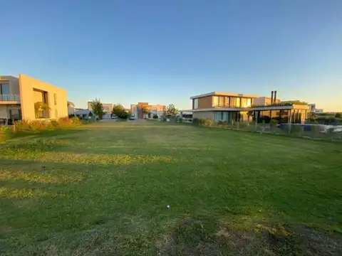 Lote en venta en Terralagos, barrio Playa, cercano a la Crystal Lagoon. Canning, Ezeiza.
