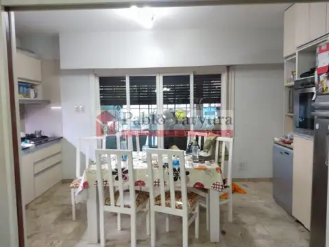 Depto Tipo Casa en Venta 40 años