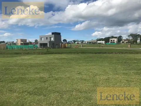 Terreno en Venta en Pilar del Este - Santa Lucia, USD 52.000