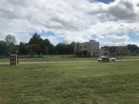 Terreno en Venta 17  mts Frente