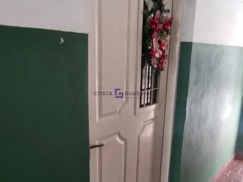 Casa 10 ambientes con 7 baños
