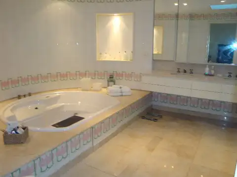 Casa en Alquiler Temporal al Suroeste