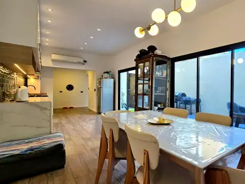 Depto Tipo Casa en Venta en Liniers, USD 142.000