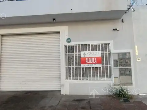 Sarmiento al 7700 entre Quiroga y Luro